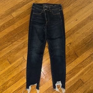 American Eagle Crop Jeans - Size 4